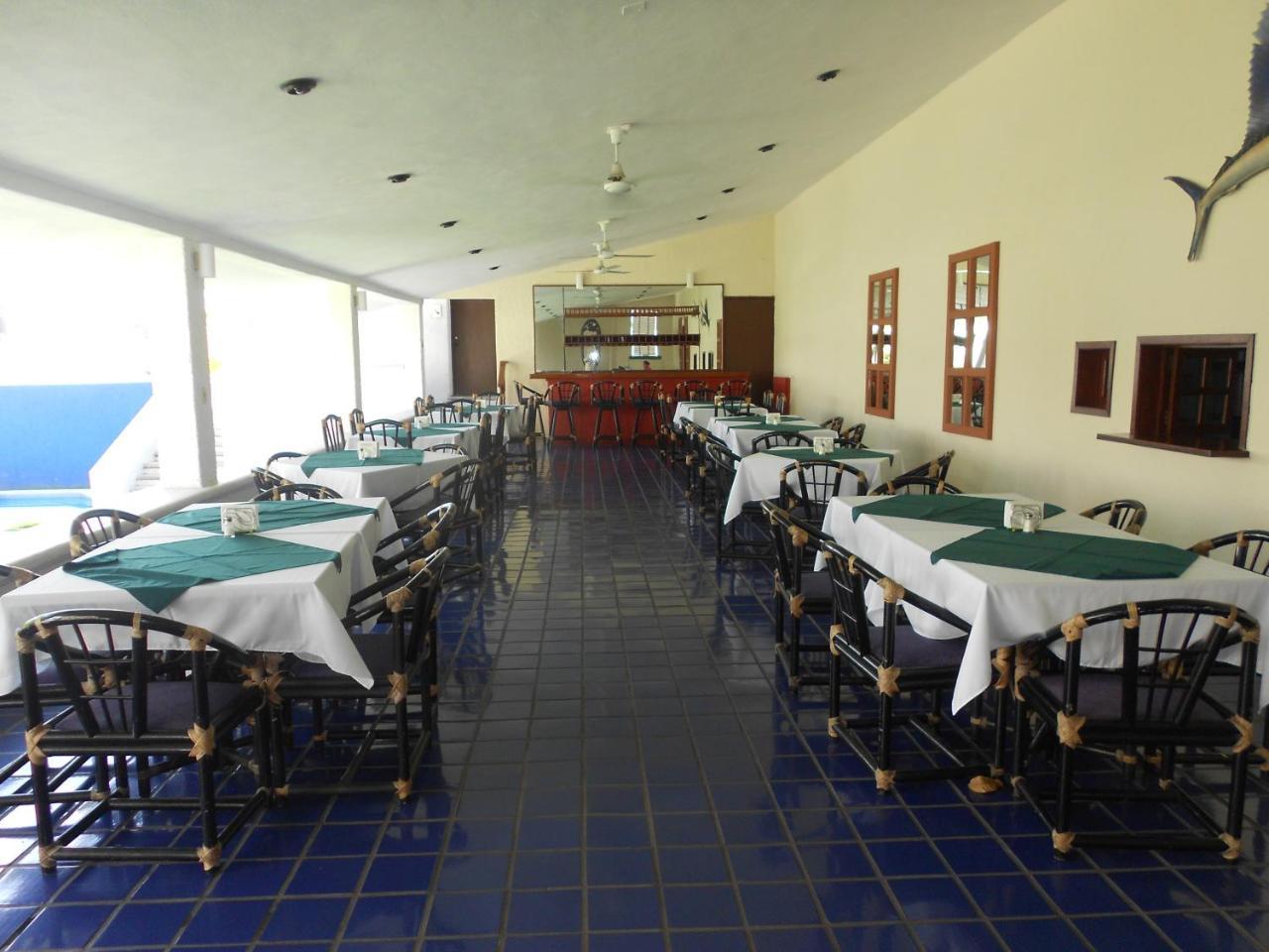 Suites Las Palmas Hotel Y Villas Манзанило Екстериор снимка