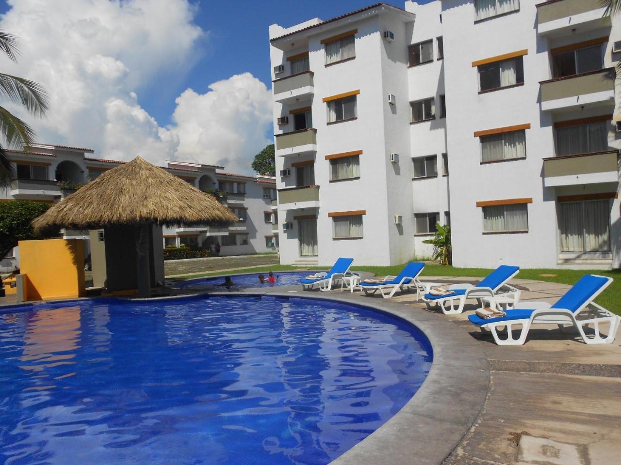 Suites Las Palmas Hotel Y Villas Манзанило Екстериор снимка