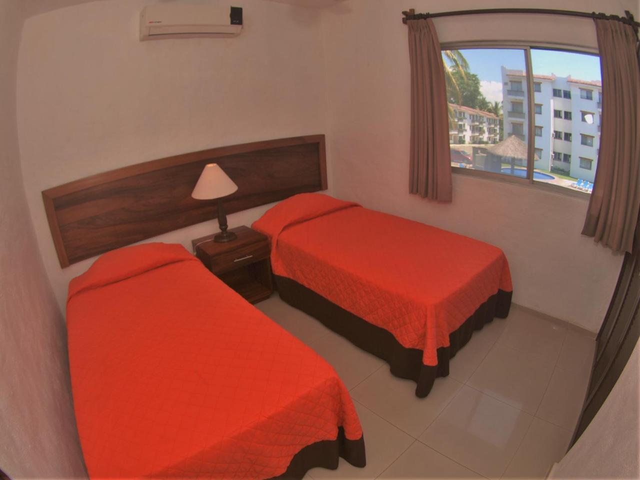 Suites Las Palmas Hotel Y Villas Манзанило Екстериор снимка